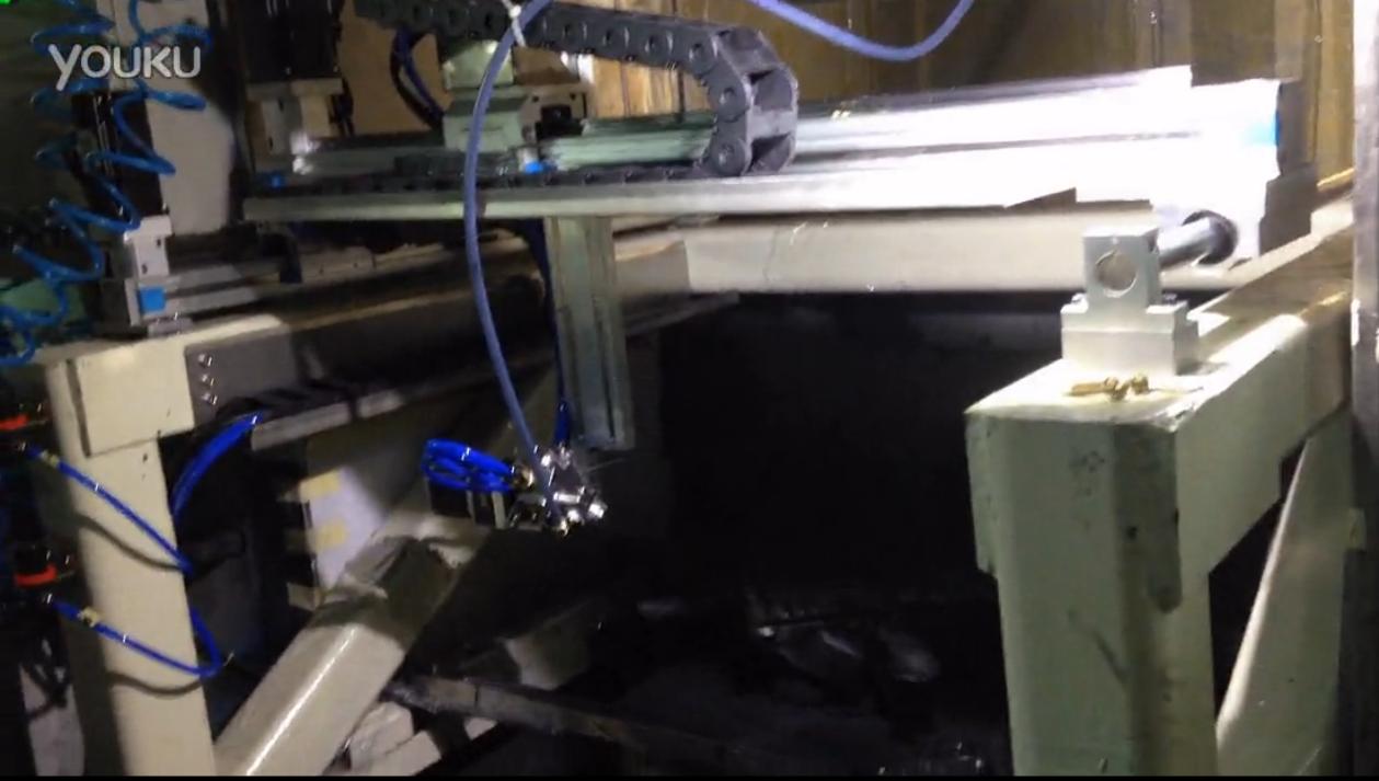 铭牌喷涂机--鼎格滑台改造 铭牌喷涂机--鼎格滑台改造